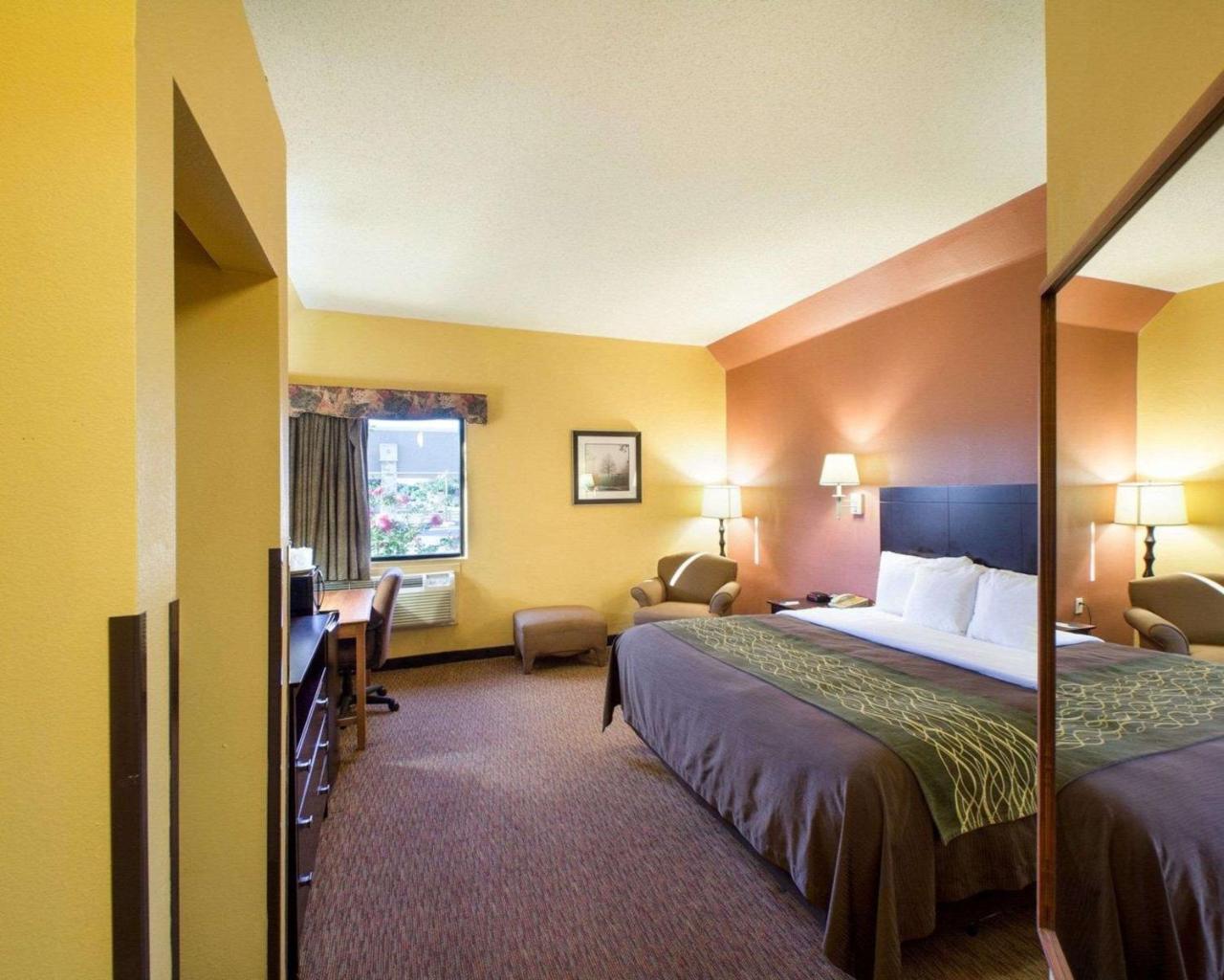 Comfort Inn Near Medical Center Mission Luaran gambar