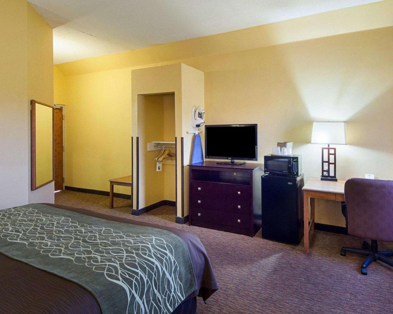Comfort Inn Near Medical Center Mission Luaran gambar